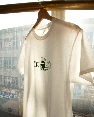 Claddagh T-Shirt | Dearbhail Designs