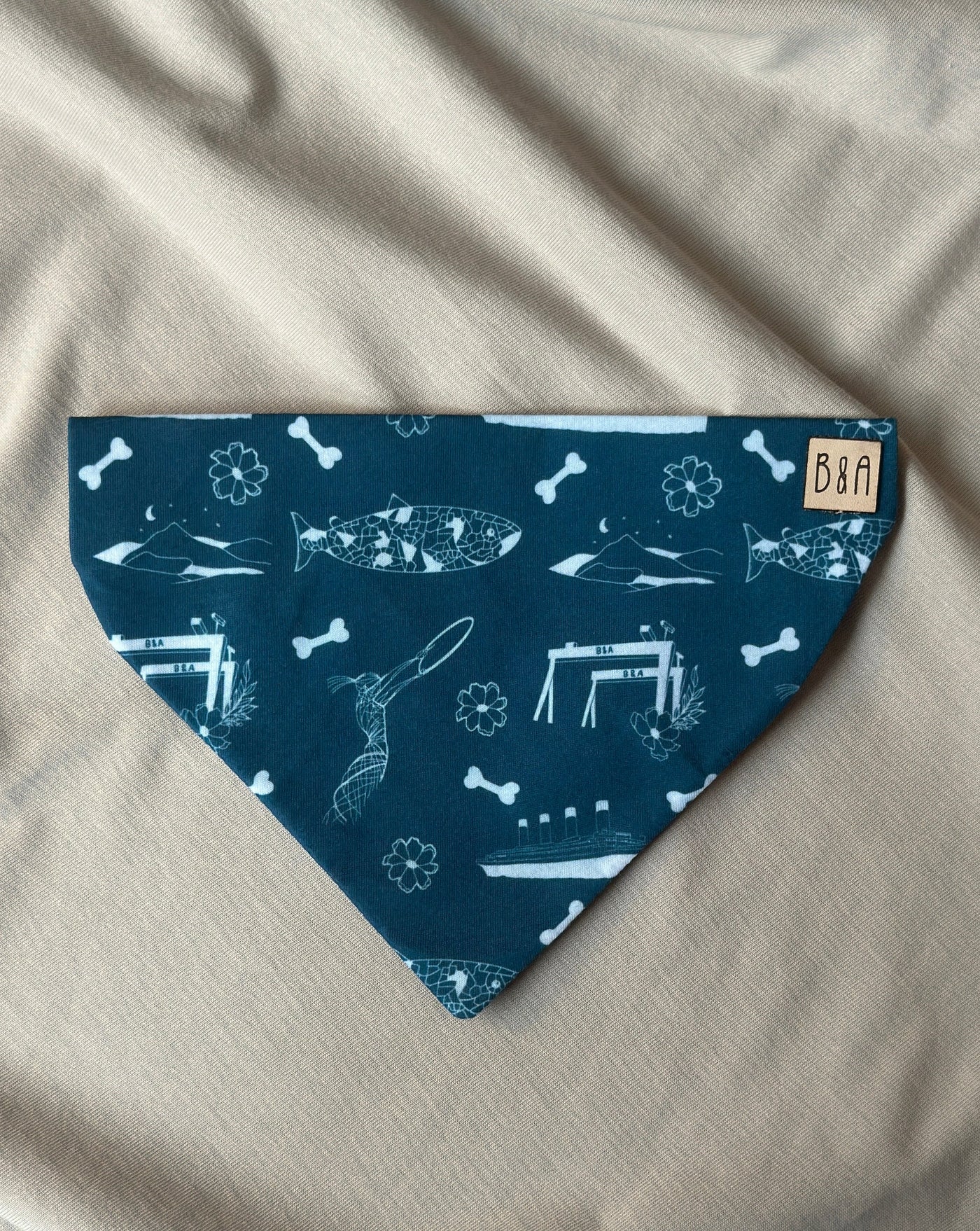 Belfast Bandana For Dogs | Bark & Amble