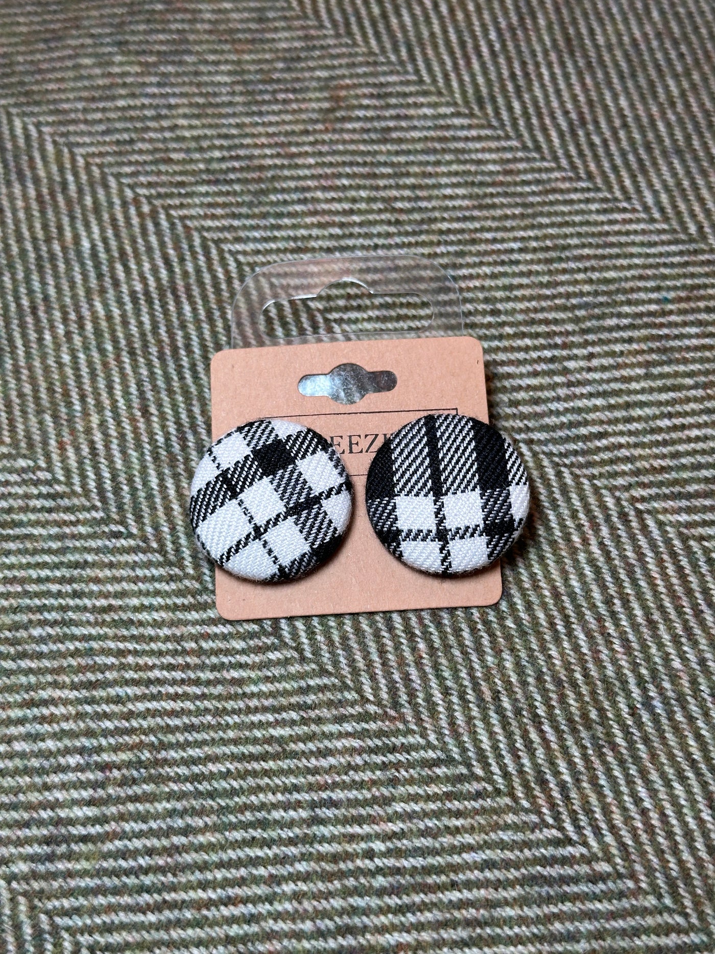 Tartan Button Earrings | Breezita