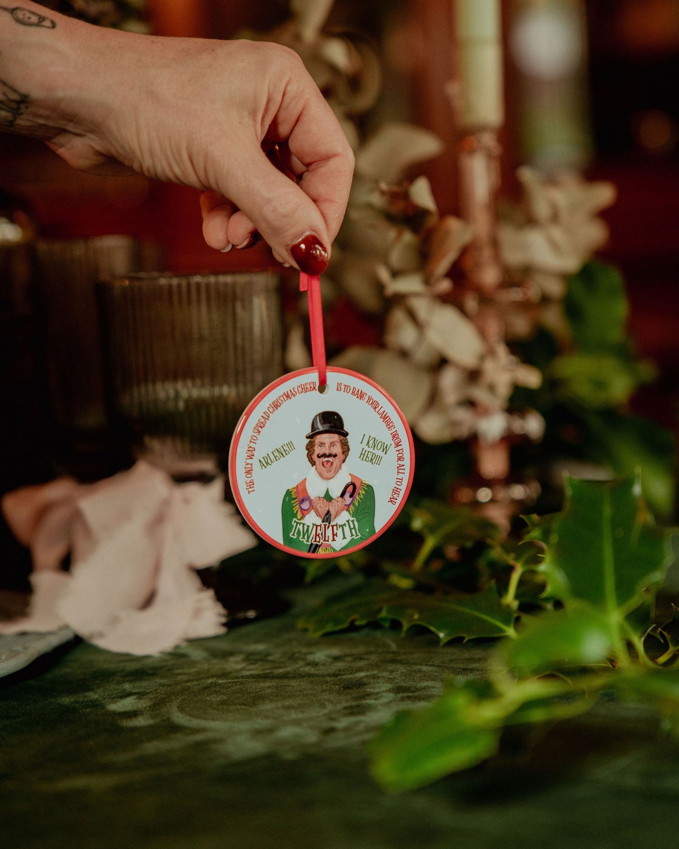 La duodécima decoración navideña del duende