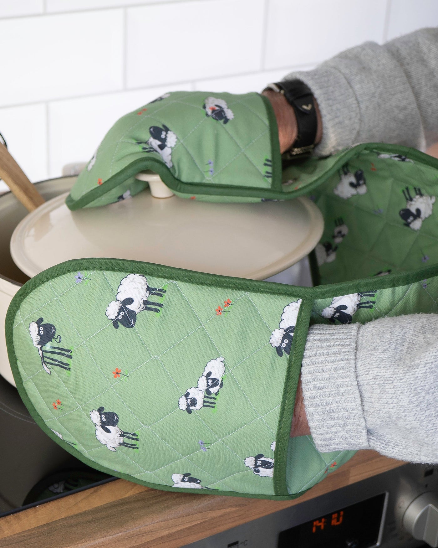 Green Fluffy Flock Double Oven Glove | Samuel Lamont